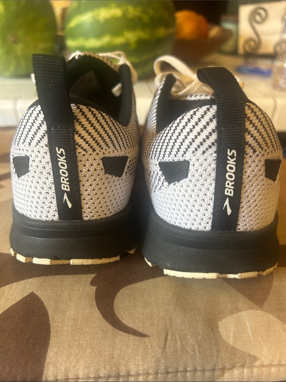 Brooks Revel 5 Knit Running Shoes in White & Black